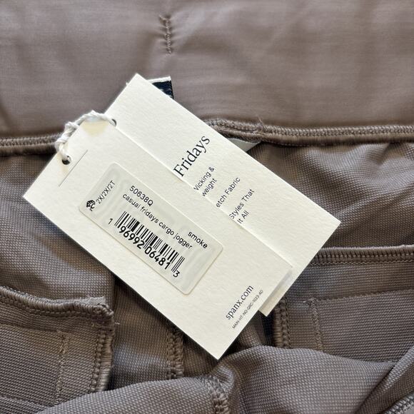 Spanx Casual Fridays Cargo Jogger in Smoke Pants Women’s Sz 2XL Petite NWT - Picture 3 of 9